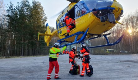 VÝCVIK POSÁDEK LZS JČK PRO ZÁSAHY V NEPŘÍSTUPNÉM TERÉNU